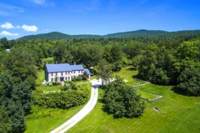 6BR- 815 The Apple Knoll Inn at Weston